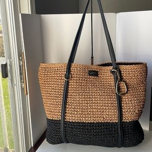 RALPH LAUREN BLACK AND TAN STRAW PURSE!